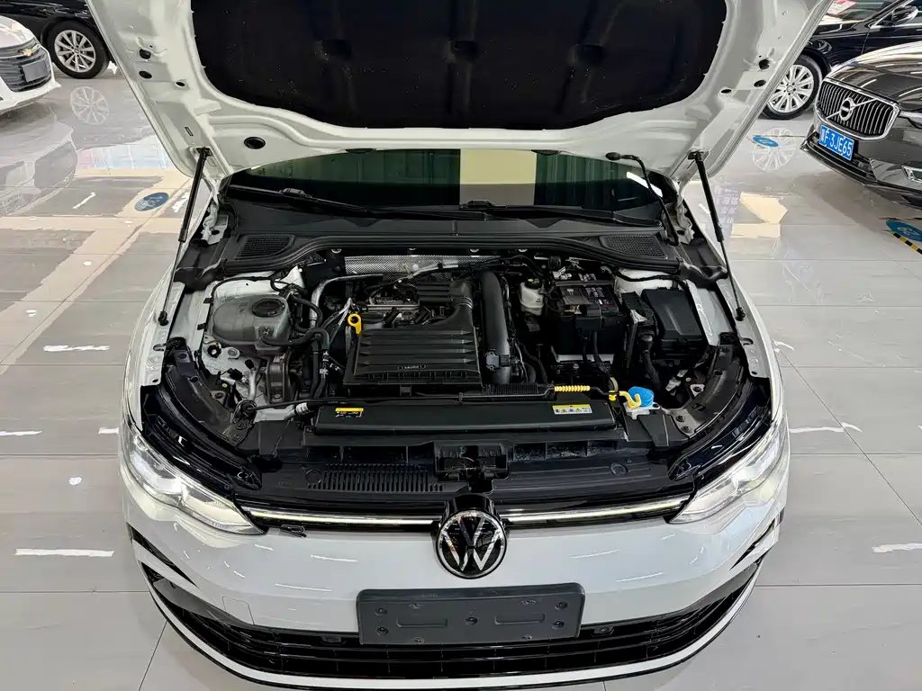 Volkswagen Golf — миниатюра 13