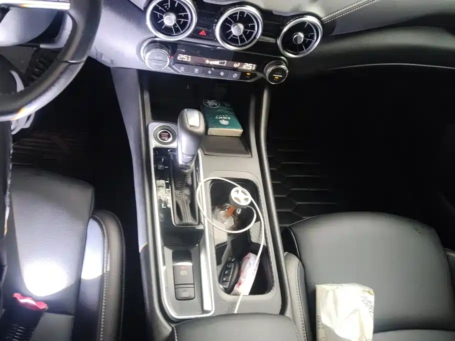 Nissan Sylphy — миниатюра 16