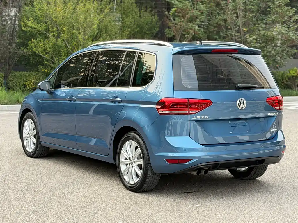 Volkswagen Touran — миниатюра 19