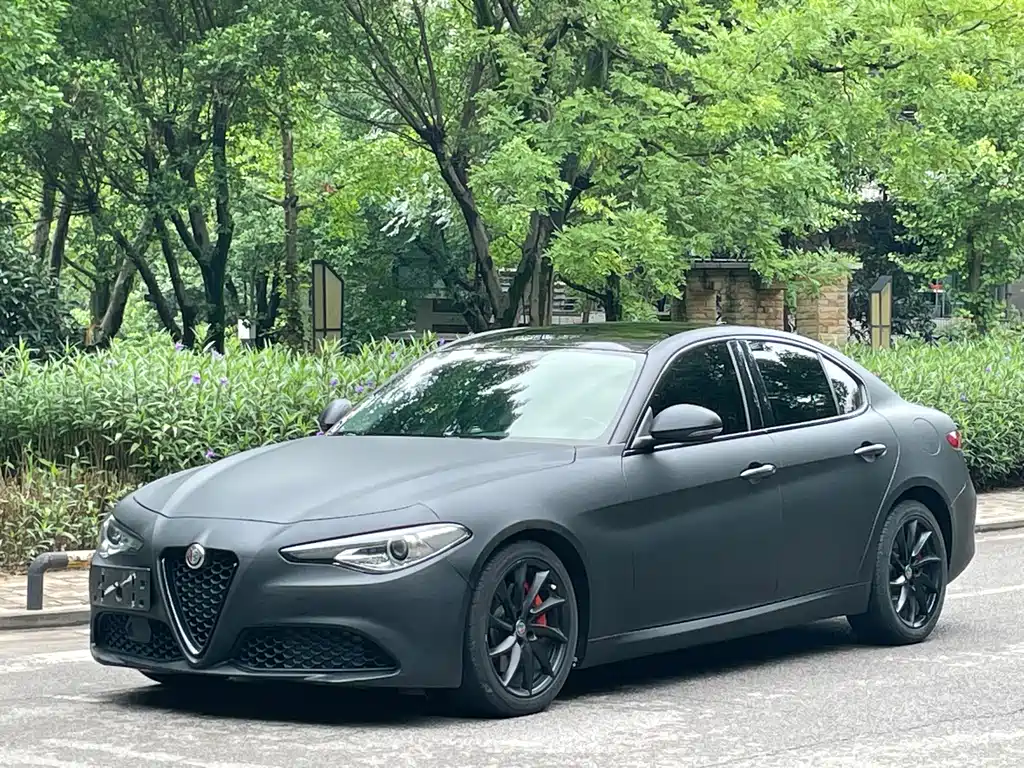 Alfa Romeo Giulia 2022