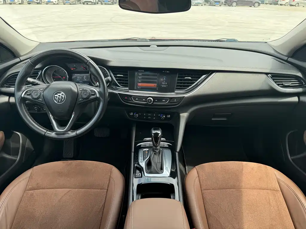 Buick Regal — миниатюра 11