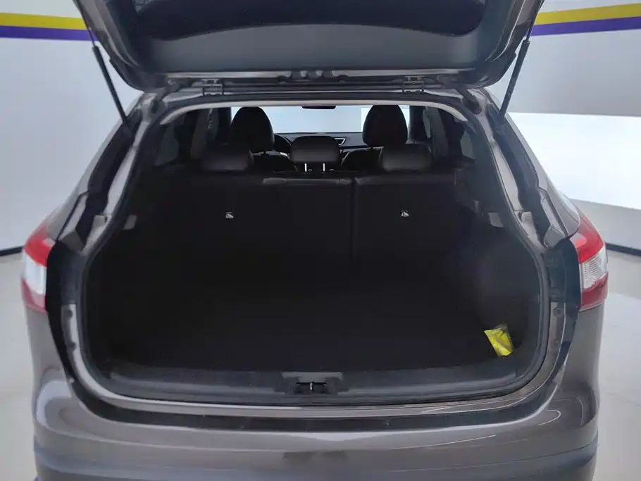 Nissan Qashqai — миниатюра 4