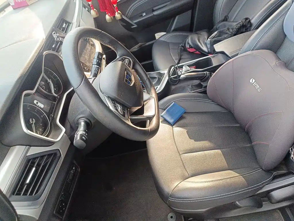 Geely Vision X3 — миниатюра 8