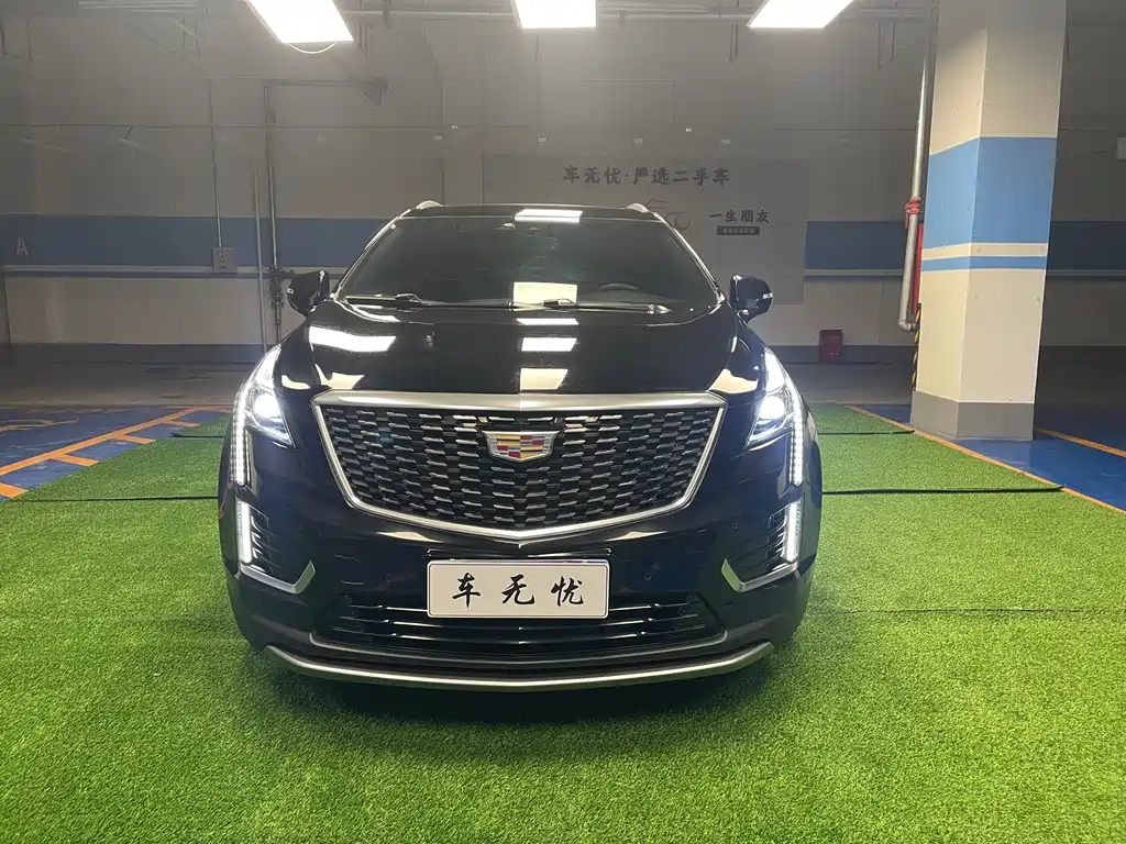 CADILLAC XT5