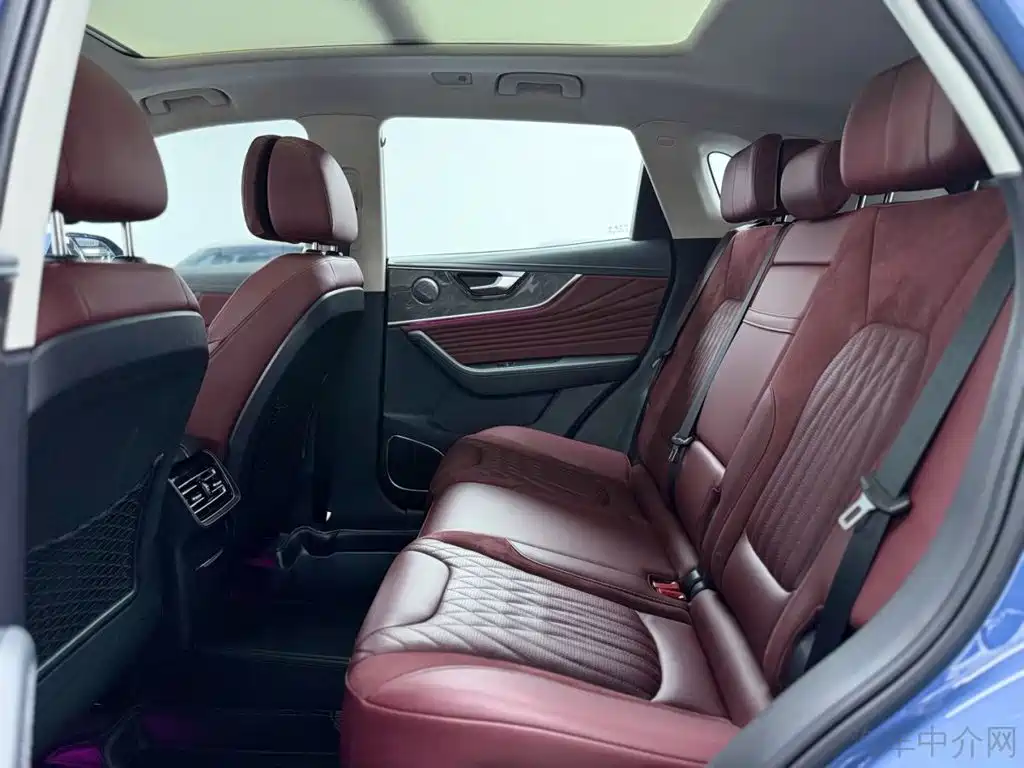 Hongqi Hongqi HS5 — миниатюра 6
