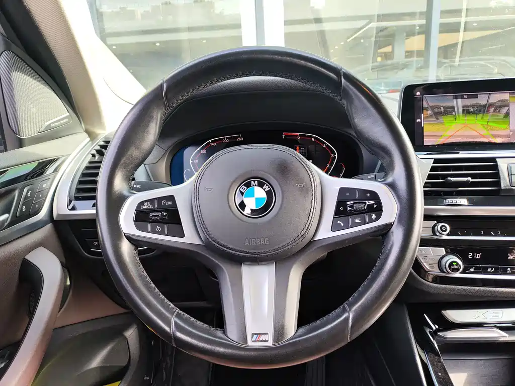 BMW X3 — миниатюра 9