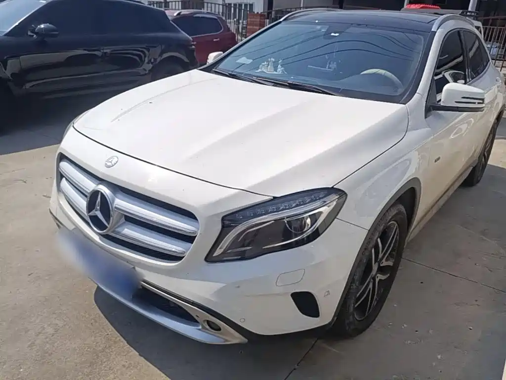 Mercedes-Benz GLA — миниатюра 2