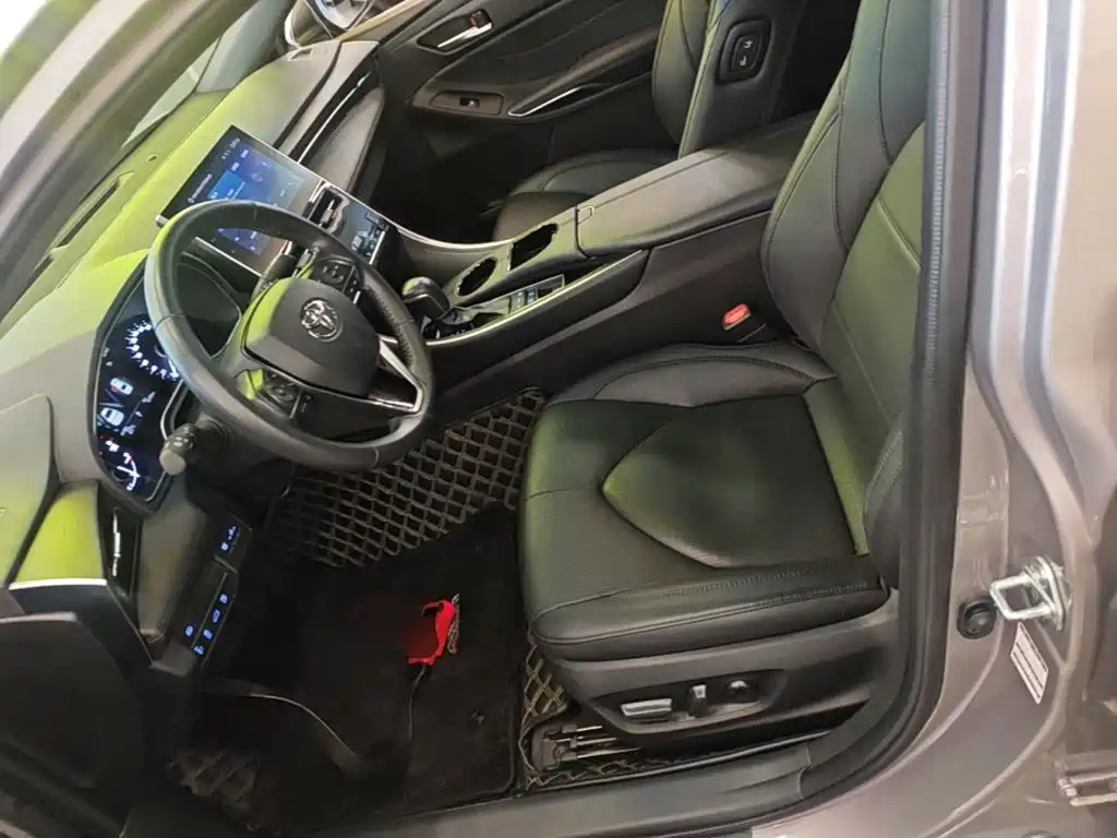 Toyota Avalon — миниатюра 15