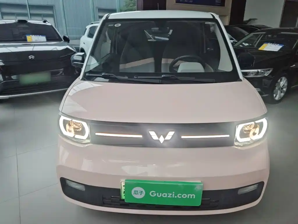 Wuling MINIEV — миниатюра 3