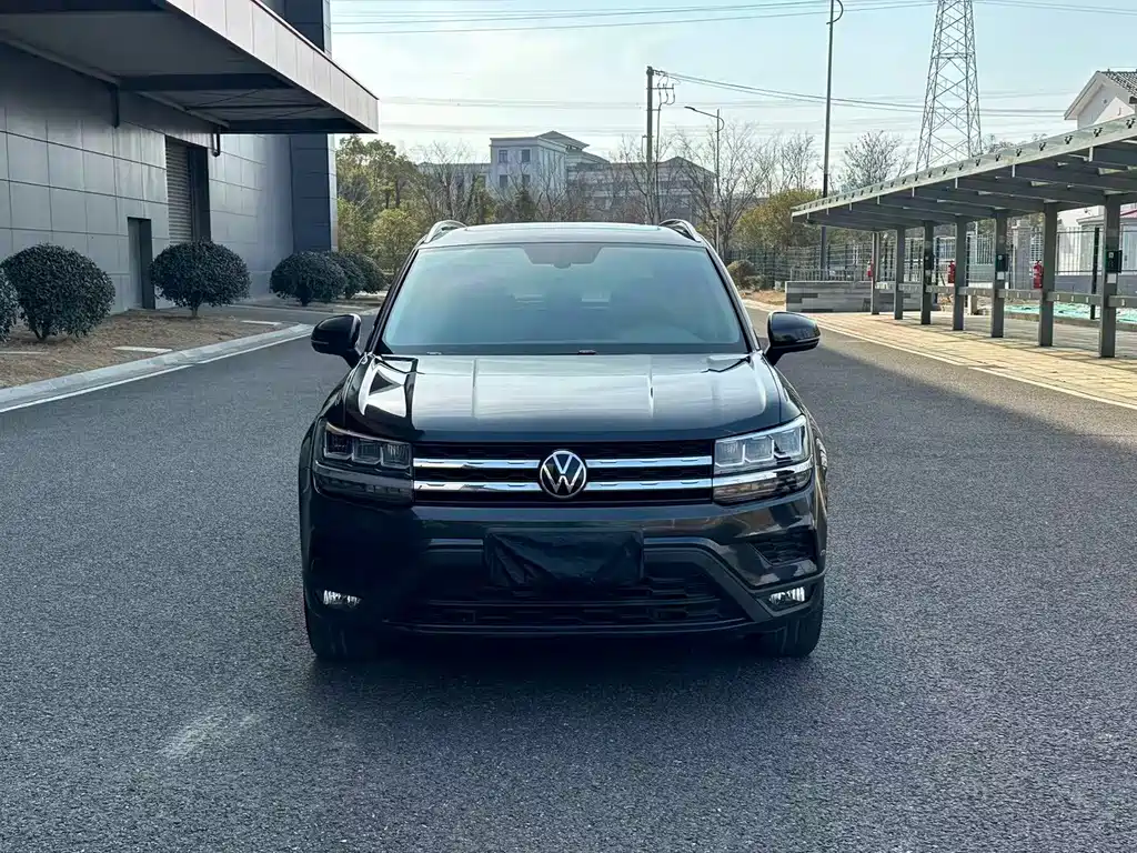 Volkswagen Tharu 2020