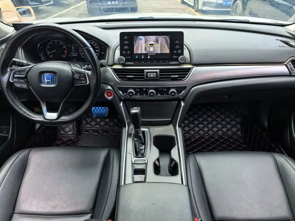 Honda Accord — миниатюра 9
