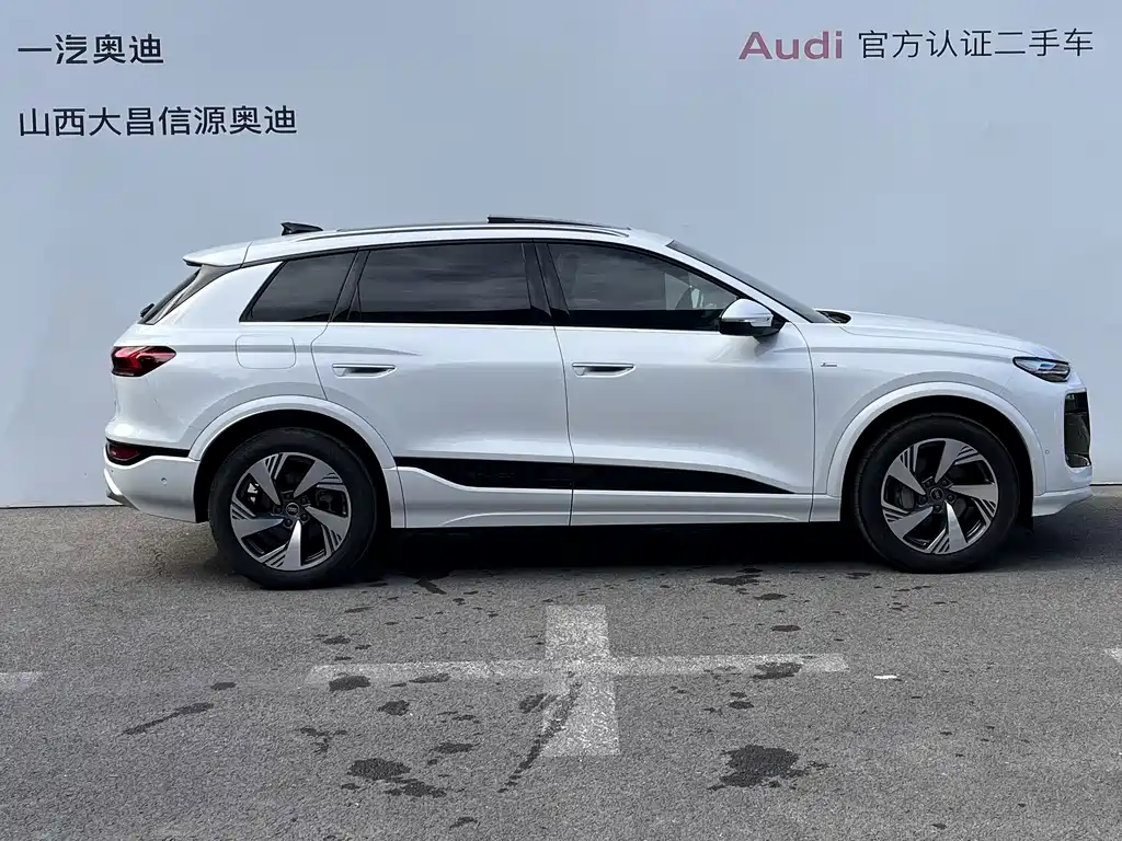 Audi Q6L e-tron — миниатюра 4