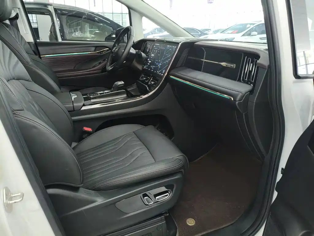 GAC Motor Trumpchi M8 — миниатюра 13
