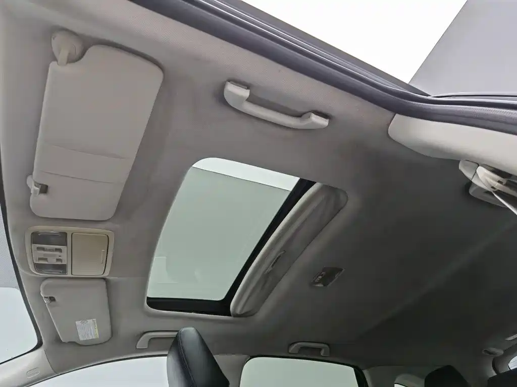 Honda CR-V — миниатюра 14