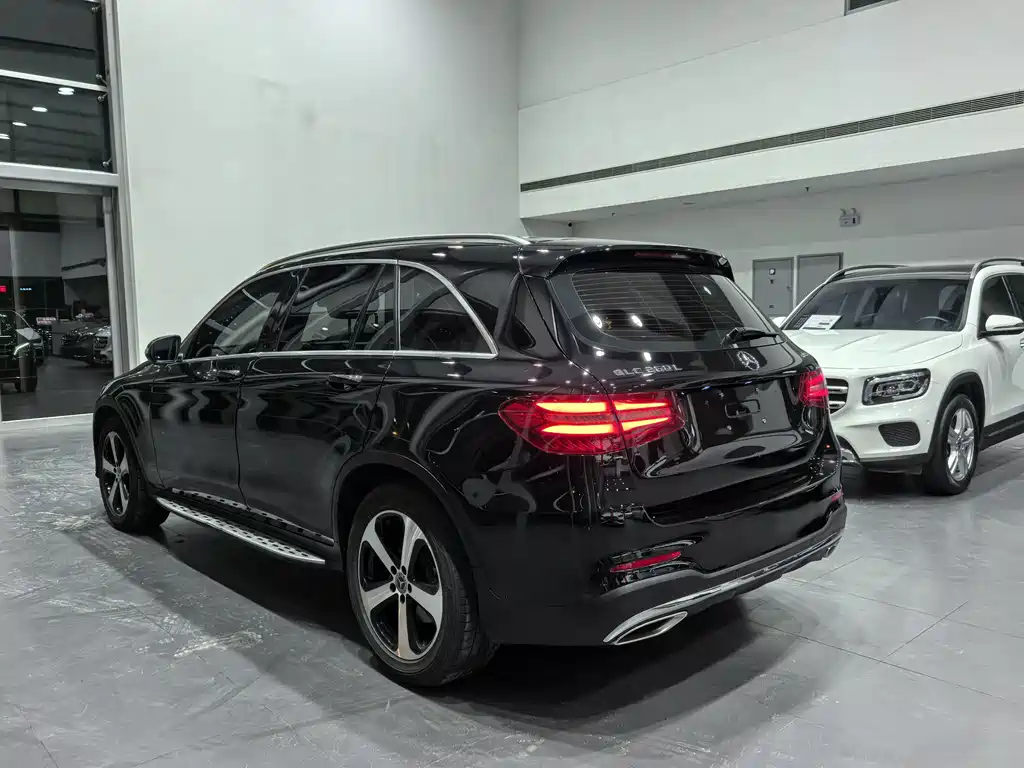 Mercedes-Benz GLC — миниатюра 12