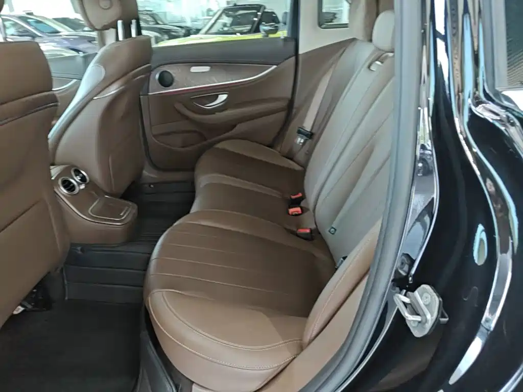 Mercedes-Benz E-Class New Energy — миниатюра 17