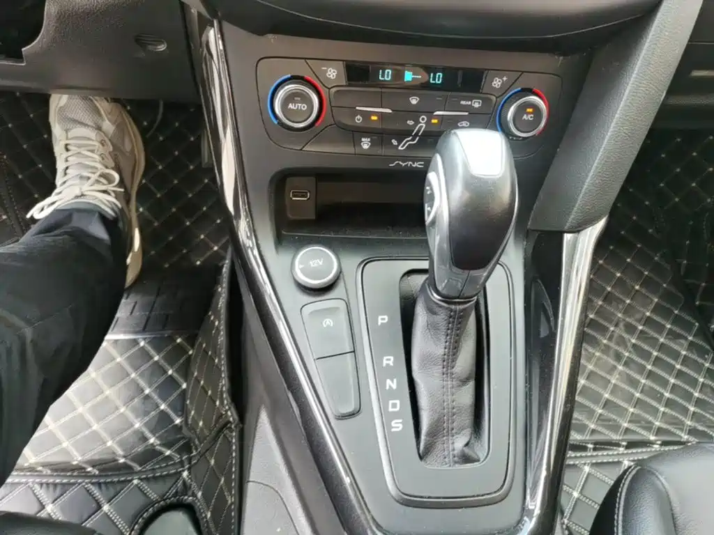 Ford Focus — миниатюра 14