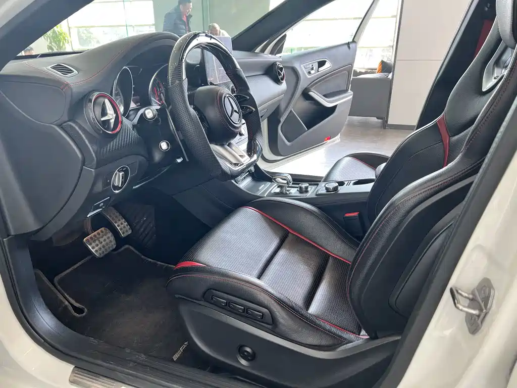 Mercedes-Benz A-Class AMG (Import) — миниатюра 6