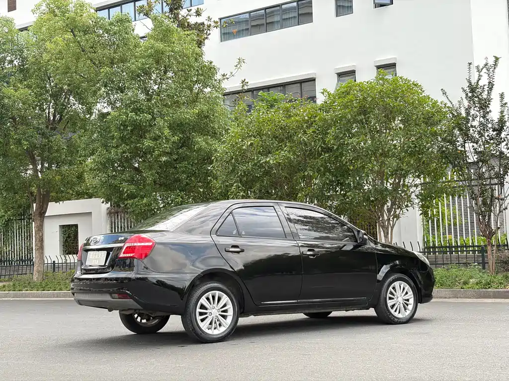 Geely King Kong — миниатюра 7