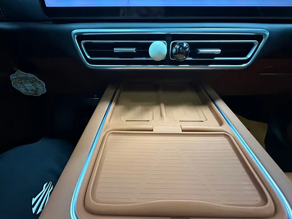 Li Auto Li L7 — миниатюра 26