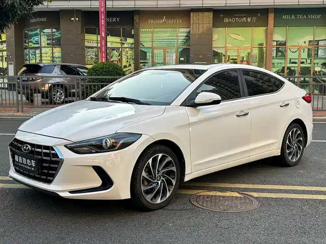 HYUNDAI LEAD
