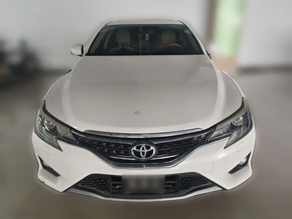 Toyota Reiz 2013 2.5V
