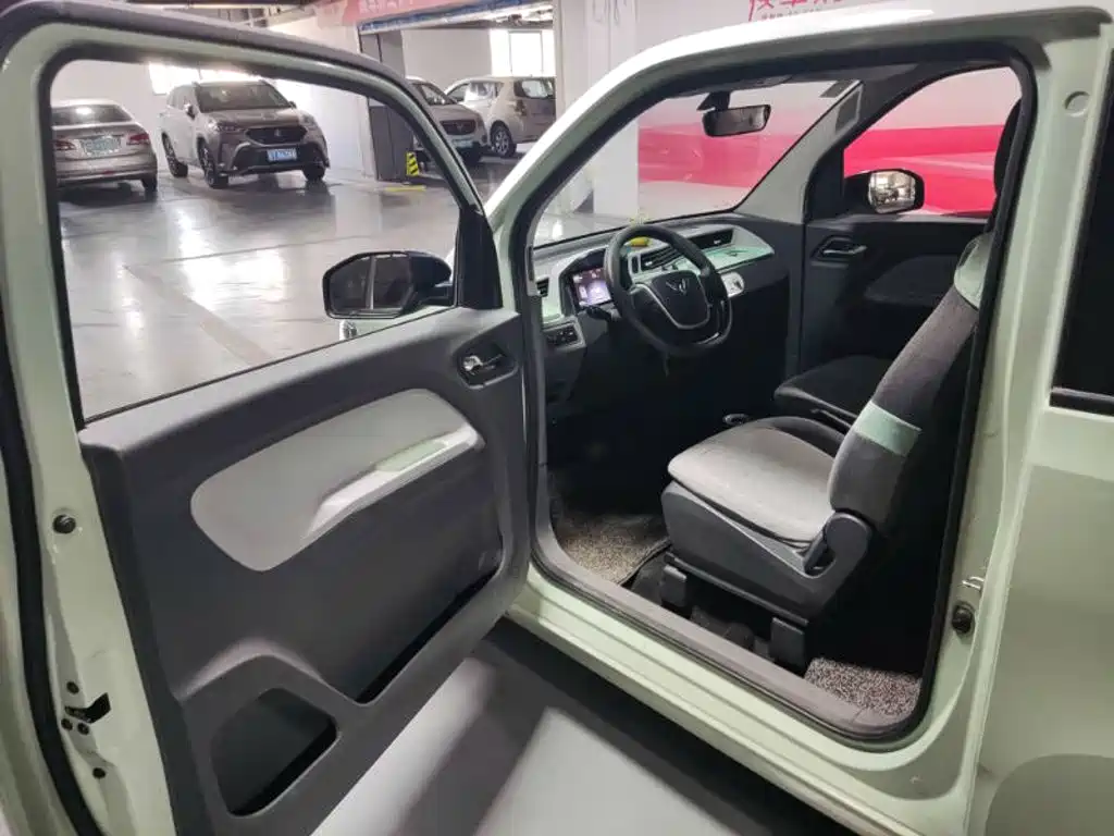 Wuling MINIEV — миниатюра 7