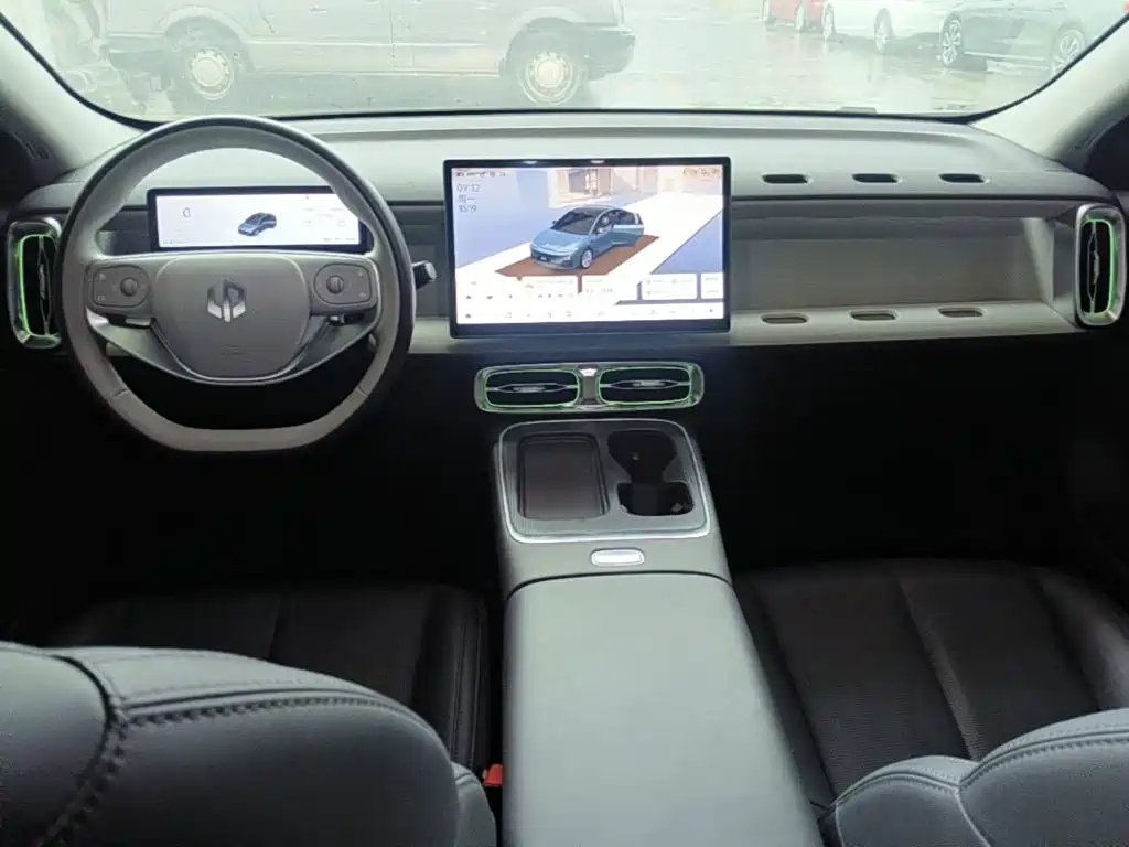 Leapmotor Leapmotor B01 — миниатюра 10