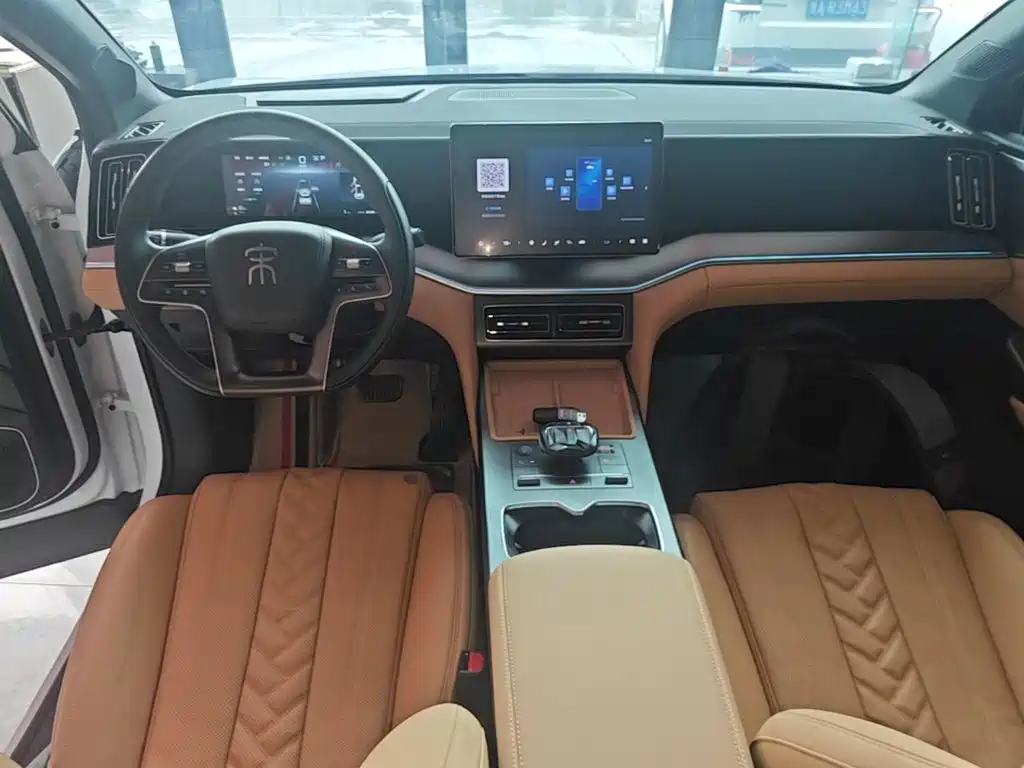 BYD L DM-i — миниатюра 10