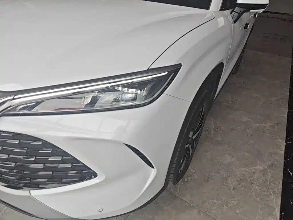 BYD L DM-i — миниатюра 24