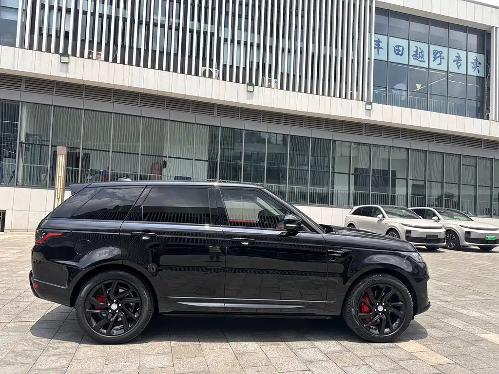 Land Rover Range Rover Sport 2020 3.0 L6 HSE DYNAMIC