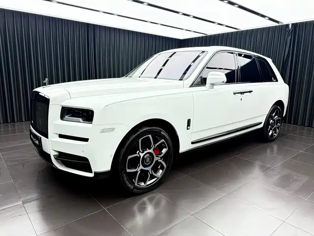 ROLLS-ROYCE CULLINAN 2022