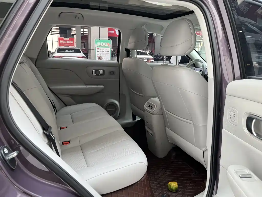 Leapmotor Leapmotor B10 — миниатюра 6