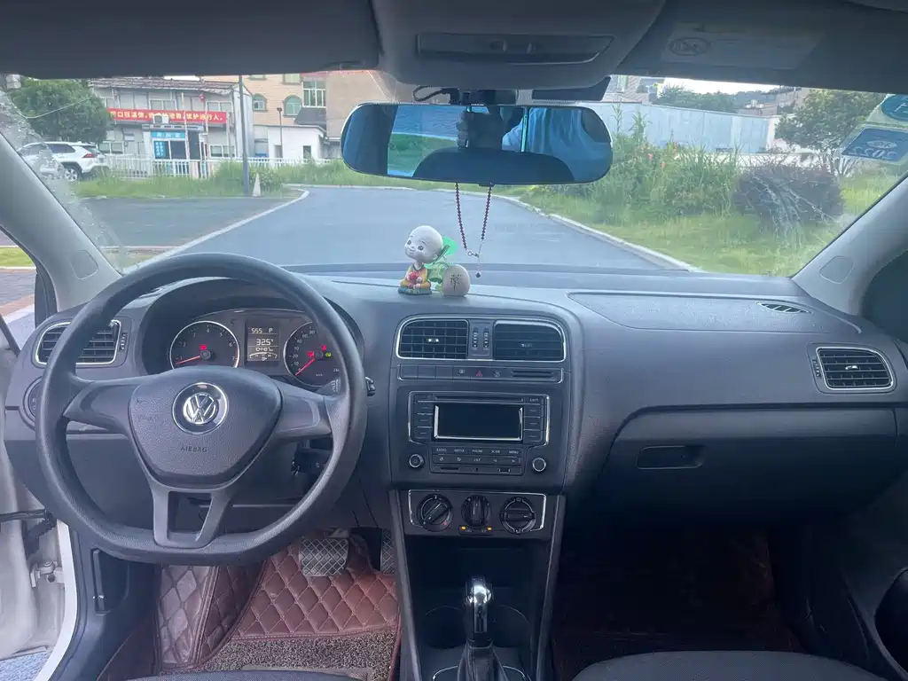 Volkswagen Polo — миниатюра 4
