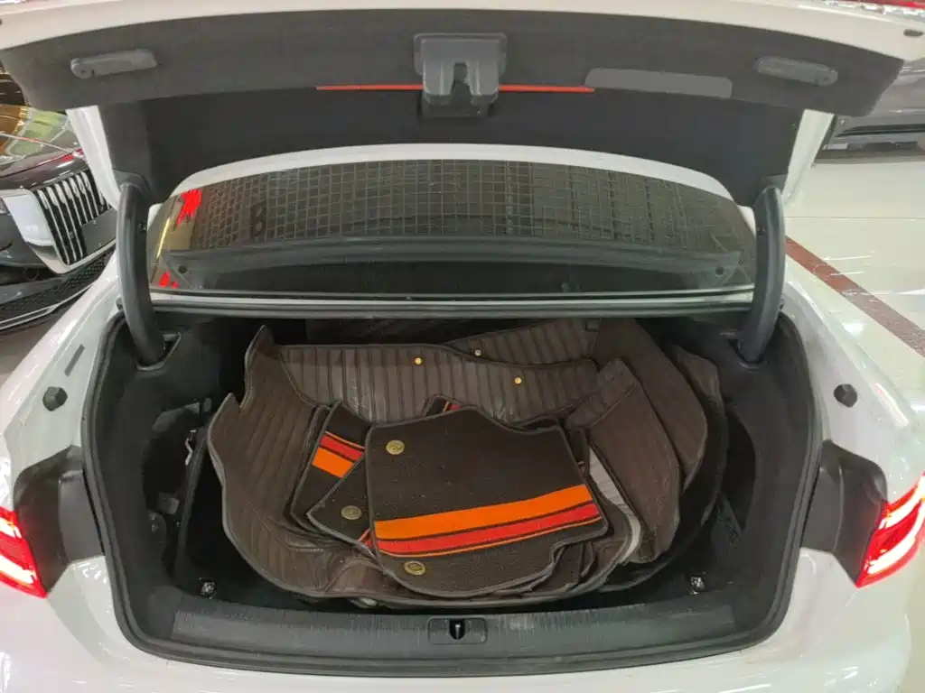 Audi A4L — миниатюра 19