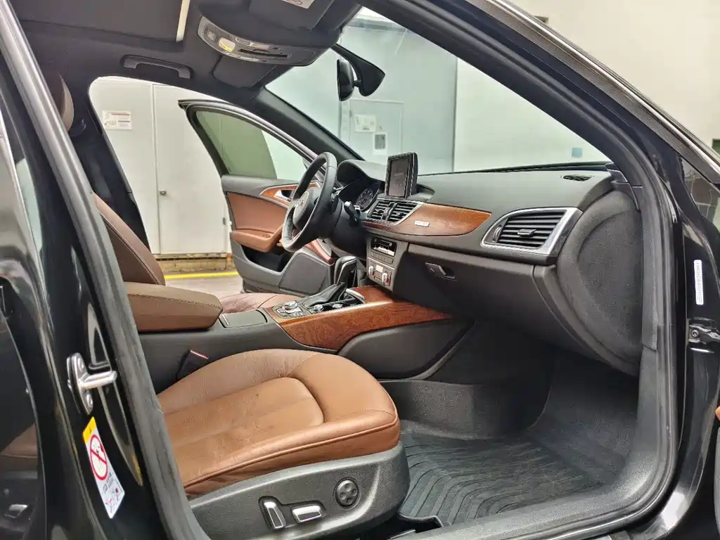 Audi A6L — миниатюра 13