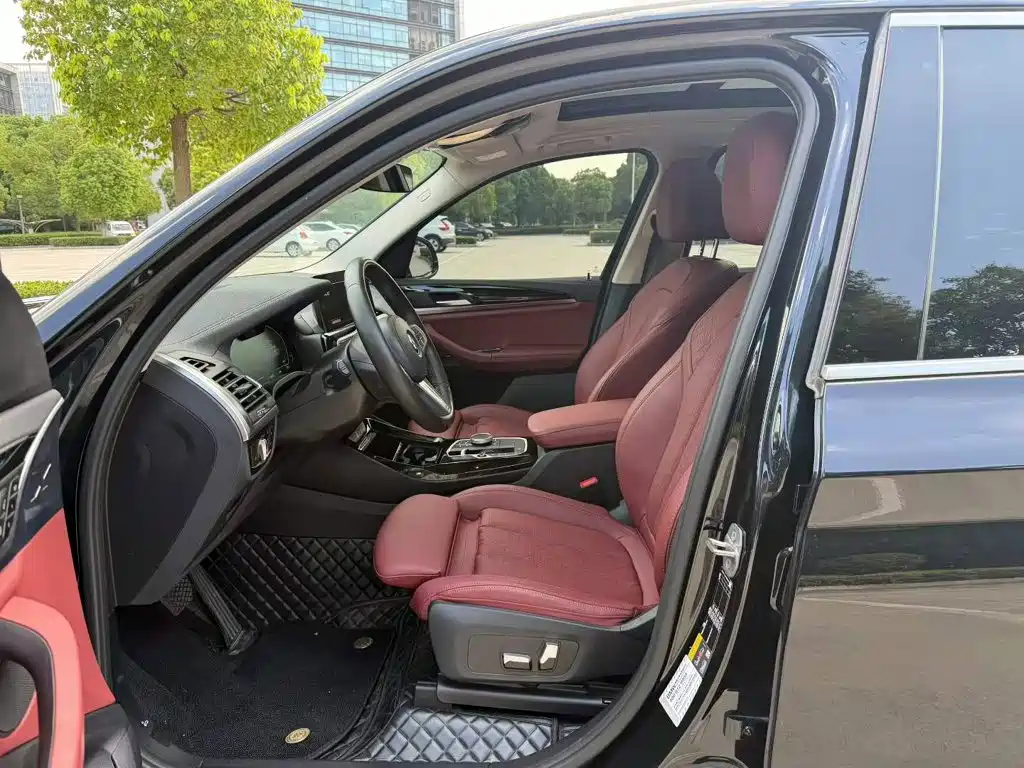 BMW iX3 — миниатюра 6