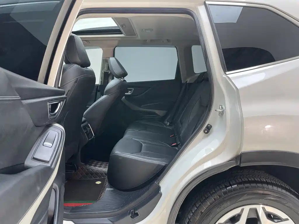 Subaru Forester — миниатюра 12
