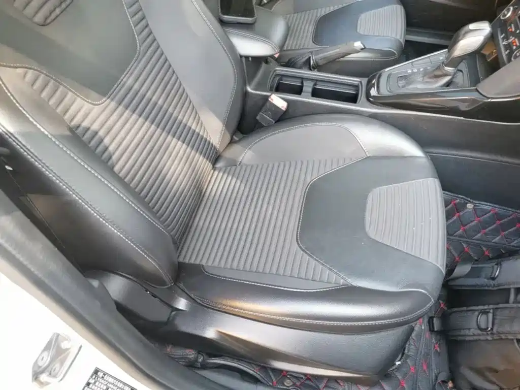 Ford Focus — миниатюра 25