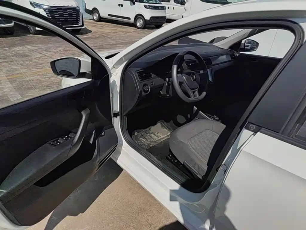 Volkswagen Santana — миниатюра 16