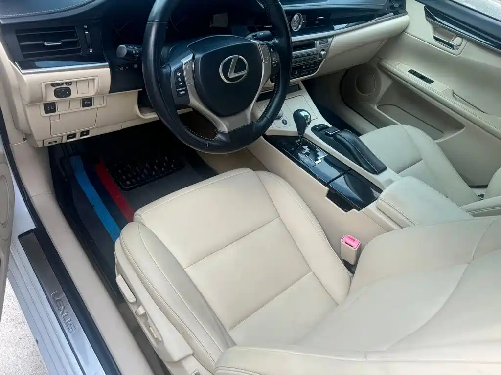 Lexus ES — миниатюра 4