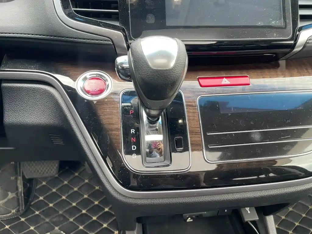 Honda Odyssey — миниатюра 6