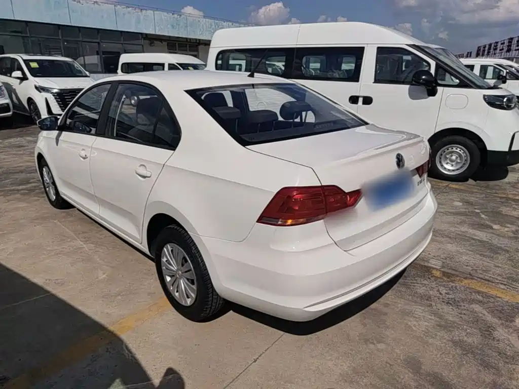 Volkswagen Santana — миниатюра 5