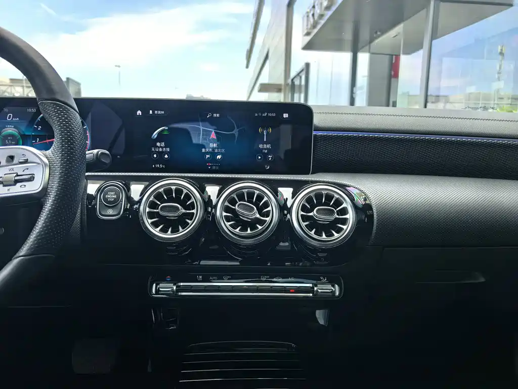 Mercedes-Benz A-Class — миниатюра 14