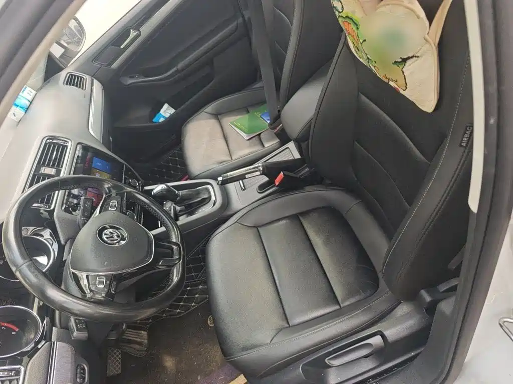 Volkswagen Sagitar — миниатюра 11