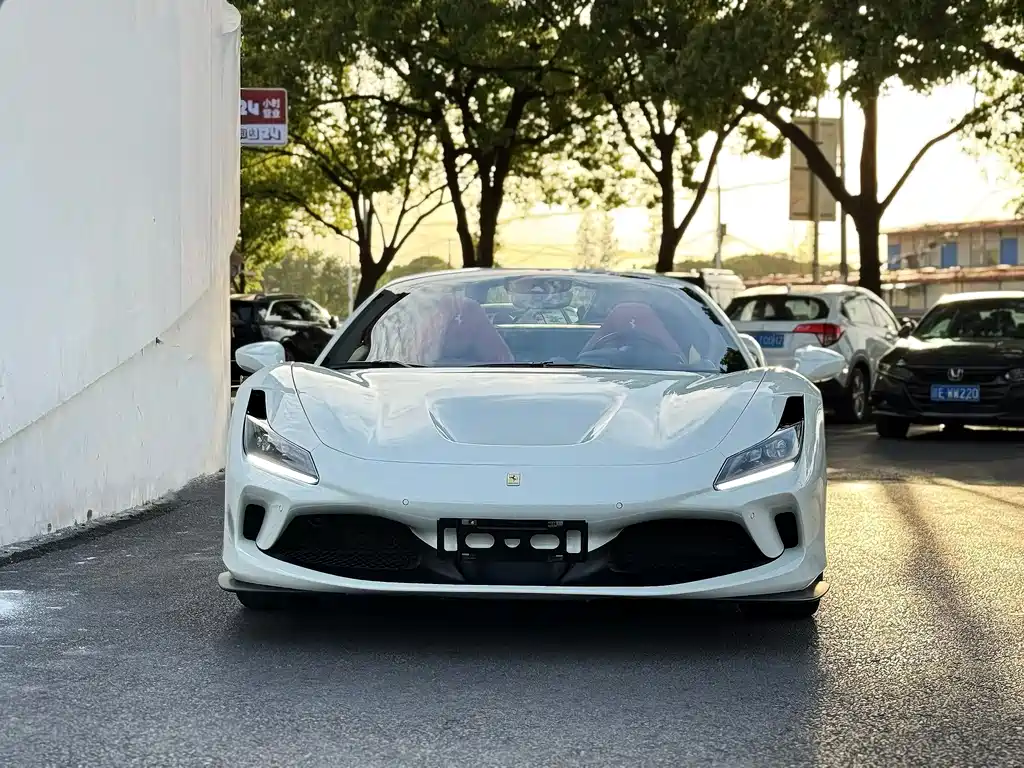 Ferrari F8 — миниатюра 14
