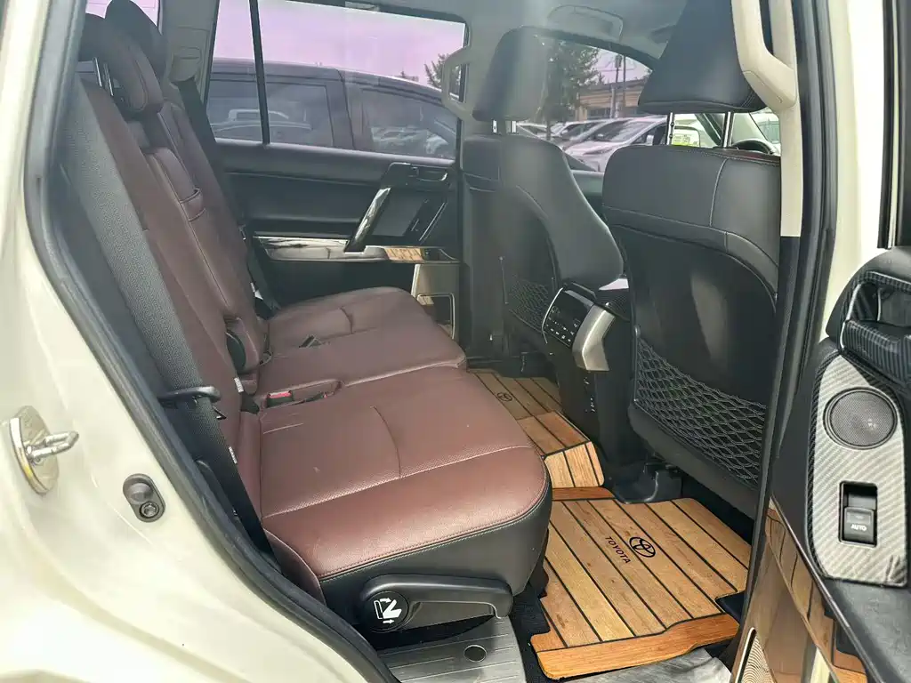 Toyota Land Cruiser Prado 2018 3.5L AT TX-L NAVI