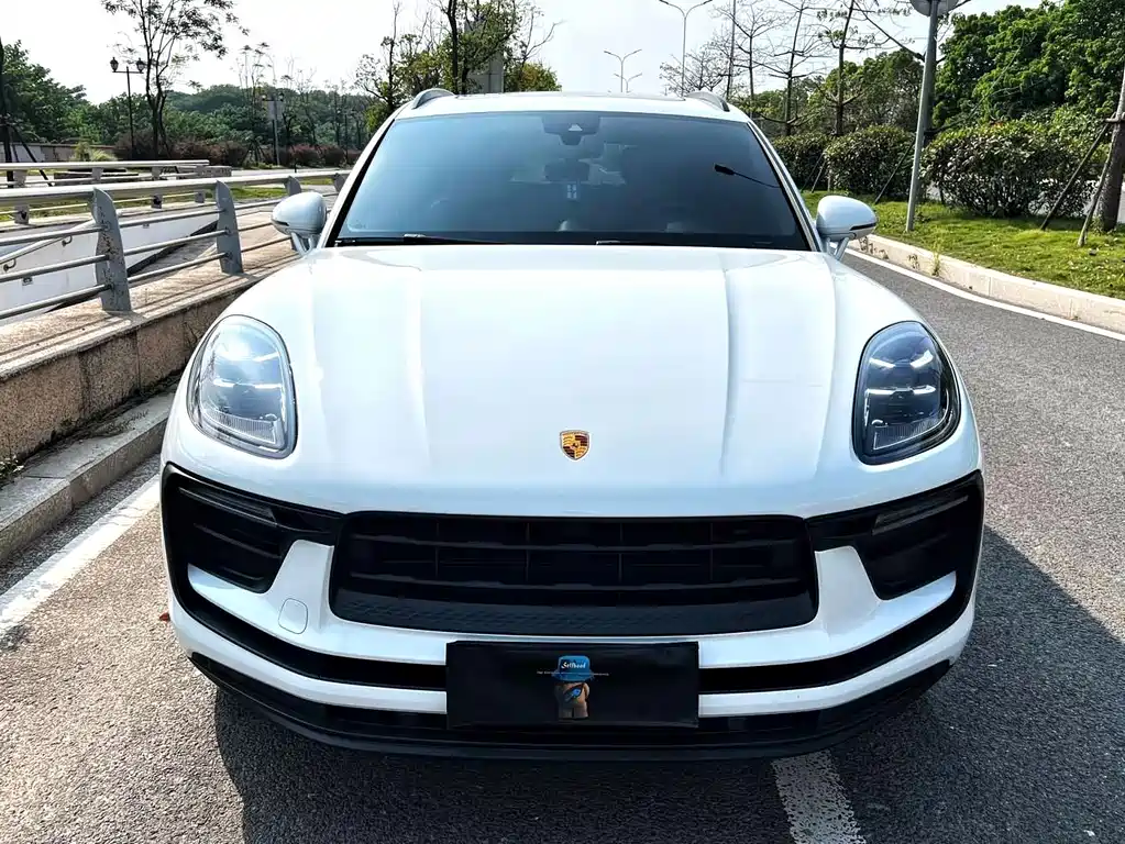 Porsche Macan — миниатюра 2