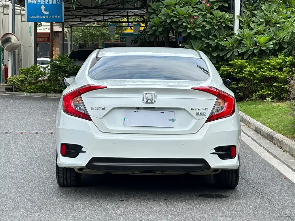 Honda Civic — миниатюра 15