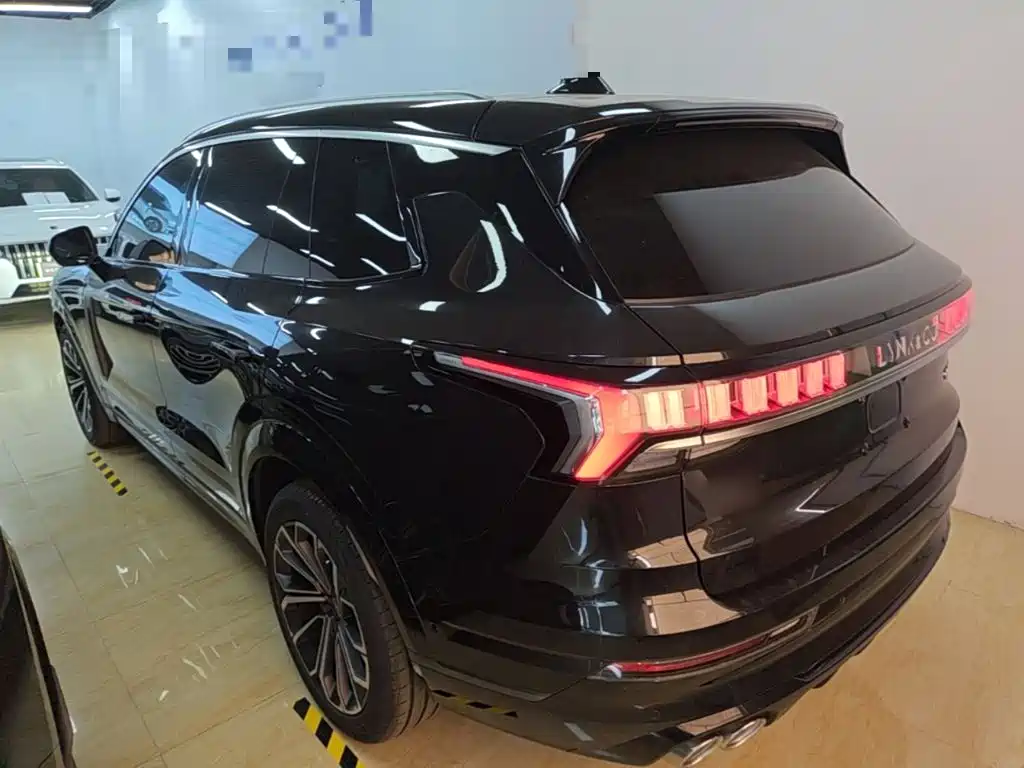 Lynk & Co 09 2024 2.0T Sport мест